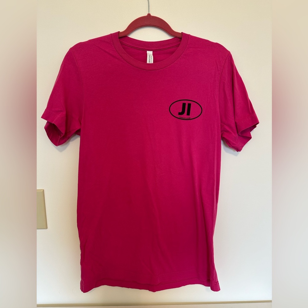NWOT Women’s Graphic Tee